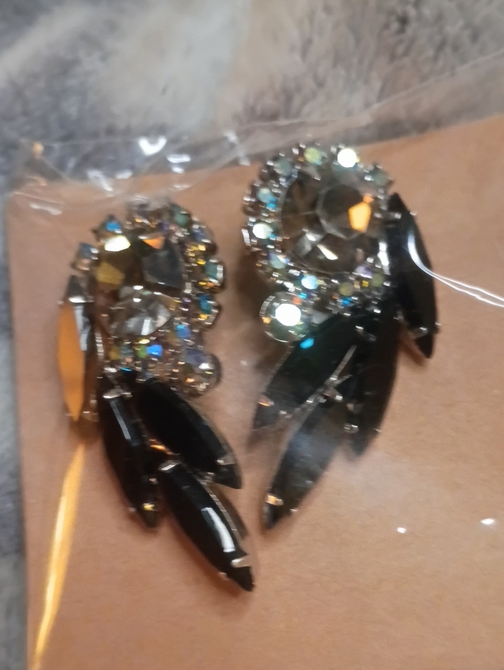 Crystal Cluster Black Clip On Drop Earrings - Unbranded
